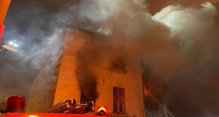 В Стамбуле в армянской церкви произошел пожар, есть погибшие