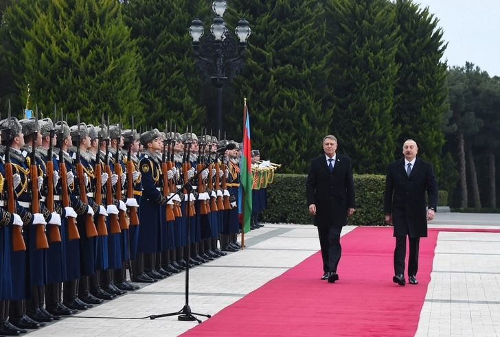 Состоялась церемония официальной встречи Президента Румынии Клауса Йоханниса - ФОТО