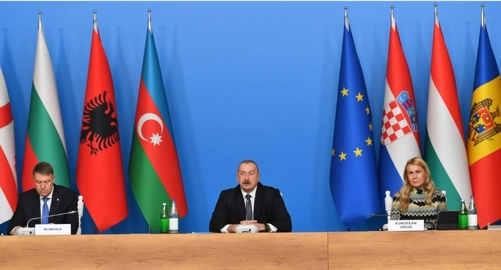 Ильхам Алиев: Азербайджан также обладает потенциалом для развития зеленой энергетики