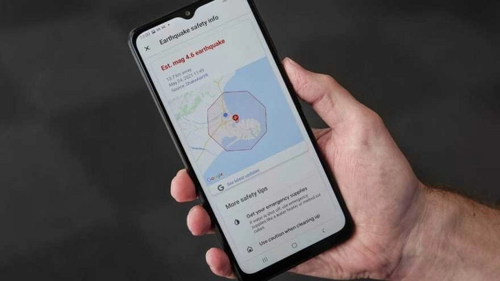 Смартфоны научили предупреждать о землетрясении - ВИДЕО