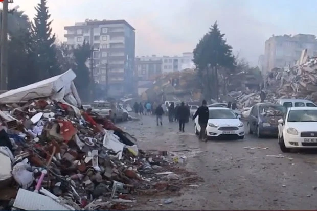 Жительница Малатьи описала ситуацию в городе после землетрясения - ВИДЕО
