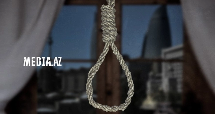 В Азербайджане женщина не смогла смириться со смертью сына-шехида и совершила попытку самоубийства
