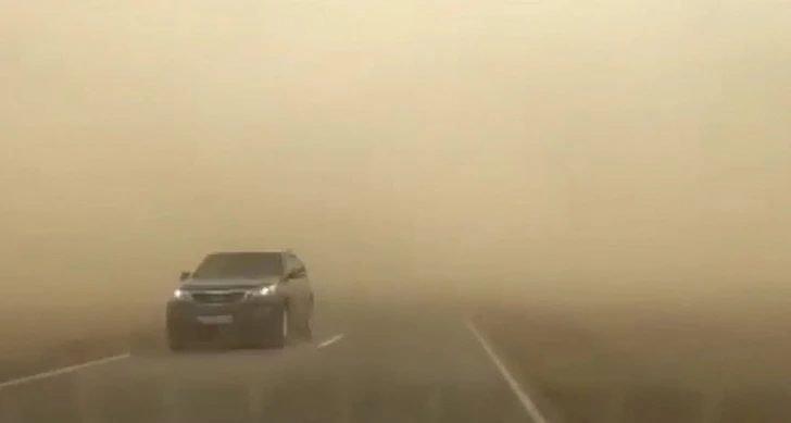 Пыльная буря в Гарадаге - ВИДЕО