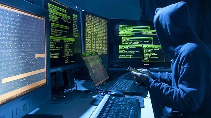 Жители Азербайджана отметили участившиеся атаки онлайн и телефонных мошенников