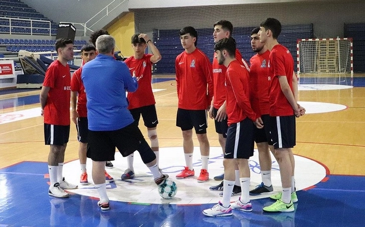 Сборная Азербайджана по футзалу вступает в борьбу в основном этапе чемпионата Европы