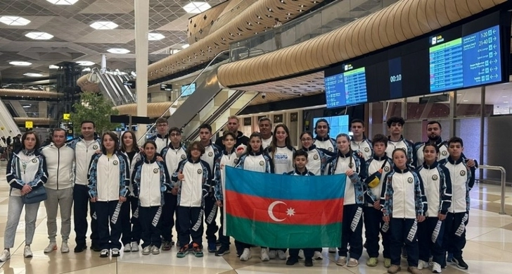 Юные азербайджанские пловцы примут участие в соревнованиях в Венгрии