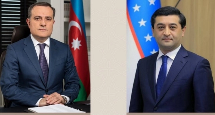 Состоялся телефонный разговор глав МИД Азербайджана и Узбекистана
