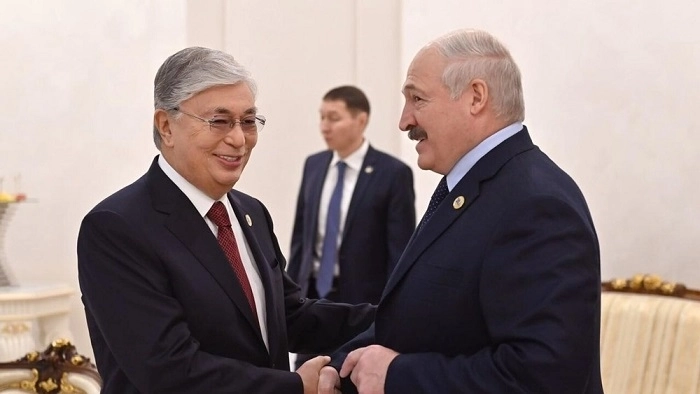 Я оценил его шутку. Токаев ответил Лукашенко, предложившему Казахстану вступить в «Союзное государство»