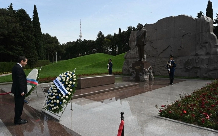 Президент Израиля почтил память великого лидера Гейдара Алиева - ОБНОВЛЕНО/ФОТО