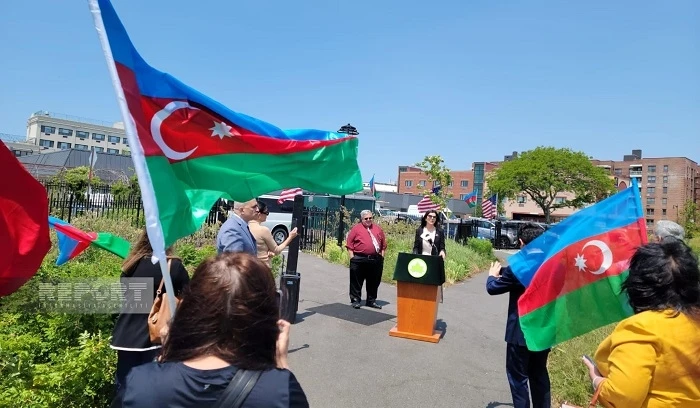 В США проведена акция по посадке деревьев по случаю юбилея Гейдара Алиева и Дня независимости Азербайджана