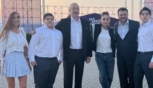 Эмин Агаларов поделился снимками с Ильхамом Алиевым и Мехрибан Алиевой - ФОТО