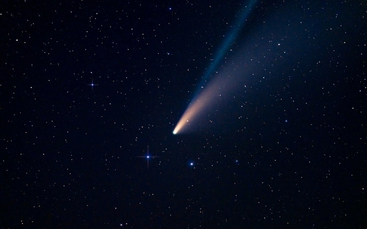 В Азербайджане «обломок кометы» выставлен на продажу за 100 000 манатов - ФОТО