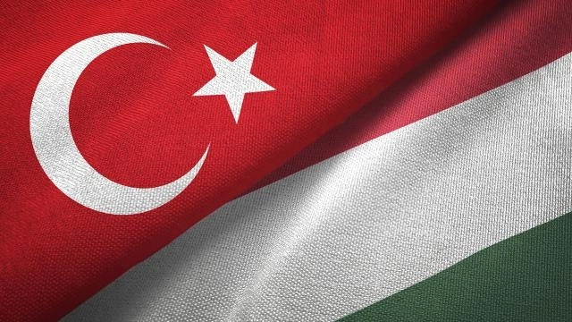 Венгрия и Турция договорились о взаимной поддержке в НАТО - ФОТО