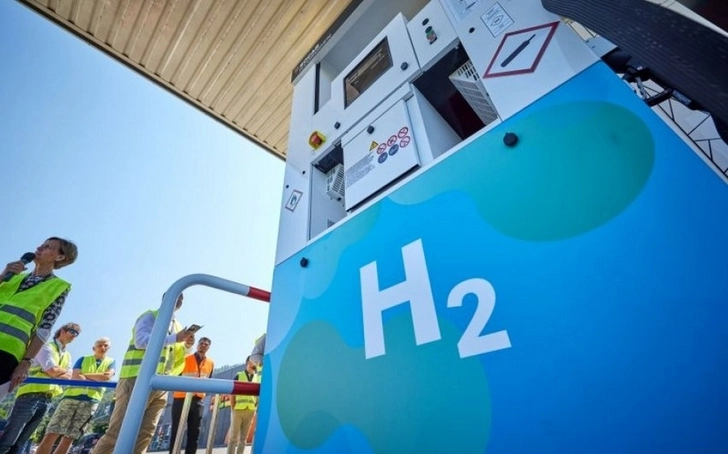 SOCAR открыла первую водородную заправочную станцию в Швейцарии - ФОТО