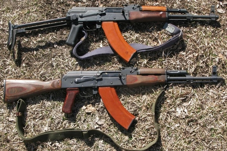 В Гяндже обнаружены зарытые в землю оружие и боеприпасы