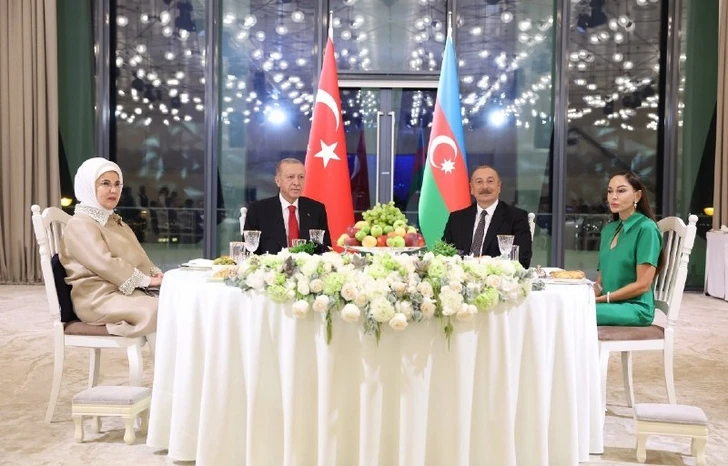 В Баку был устроен государственный прием в честь Реджепа Тайипа Эрдогана и Эмине Эрдоган - ФОТО/ВИДЕО