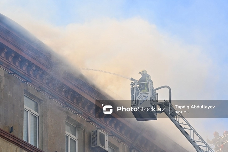 Пожар в Баку потушен – ОБНОВЛЕНО - ФОТО/ВИДЕО