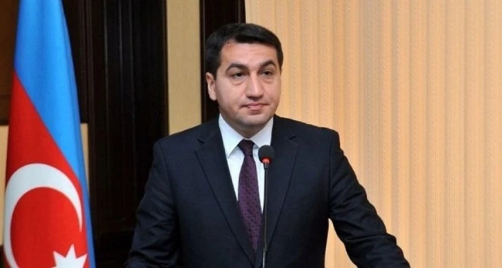 Хикмет Гаджиев послу Индии: Азербайджан обеспокоен военным сотрудничеством между Арменией и Индией