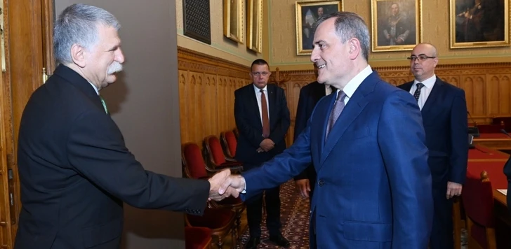 Джейхун Байрамов встретился с председателем Национальной ассамблеи Венгрии - ФОТО