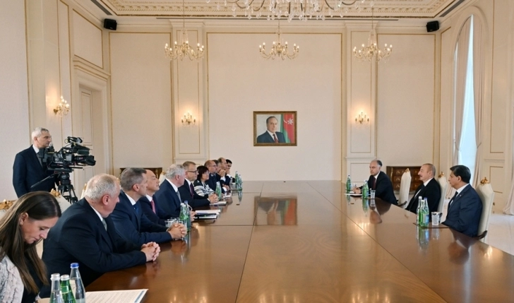 Ильхам Алиев принял делегацию, возглавляемую спикером парламента Словакии - ОБНОВЛЕНО/ФОТО