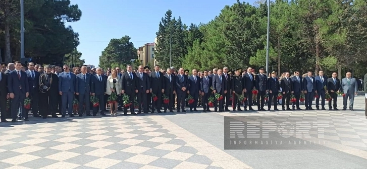 Media.az - Новости Азербайджана - В Сумгайыте почтили память шехидов - ФОТО