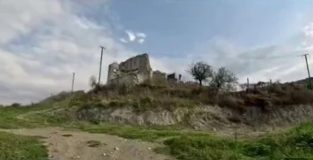 В селе Малыбейли Шушинского района выявлен факт осквернения армянами древней мечети - ВИДЕО