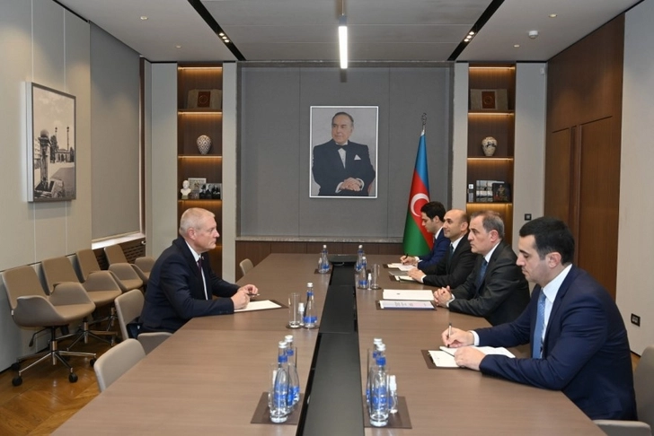 Джейхун Байрамов встретился с новоназначенным послом Латвии - ФОТО