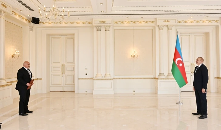 Ильхам Алиев принял верительные грамоты новоназначенного посла Иордании в нашей стране - ФОТО