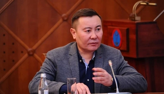 Казахский политолог: Cредний коридор придал новый импульс отношениям Азербайджана и Казахстана