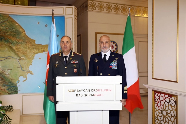 Обсуждены перспективы развития военного сотрудничества между Азербайджаном и Италией - ФОТО/ВИДЕО