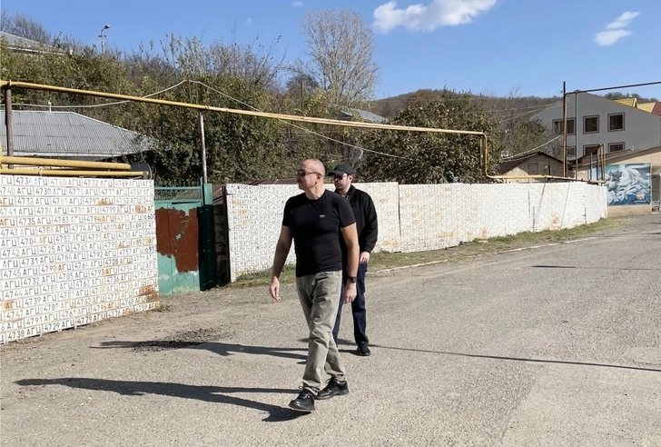 Ильхам Алиев и Мехрибан Алиева посетили село Венгли Кельбаджарского района - ФОТО/ВИДЕО