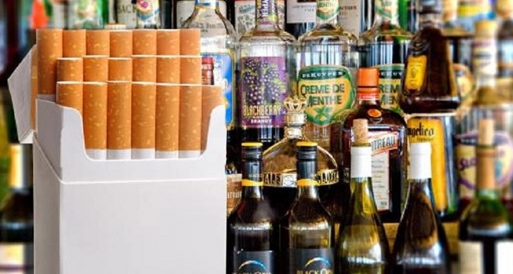 Сколько потратило население Азербайджана на алкоголь и табачные изделия с начала года?