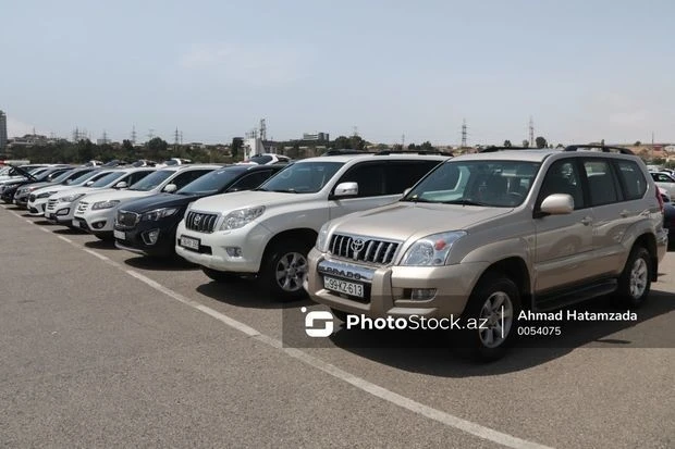 В Азербайджане будет проведен аукцион по продаже автомобилей