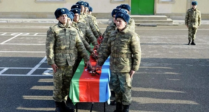 Внесена ясность в вопрос получения повесток лицами, не прошедшими военную службу в Азербайджане