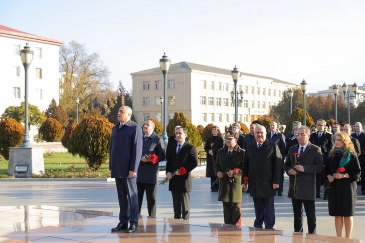 В Нахчыване почтена память общенационального лидера Гейдара Алиева - ФОТО