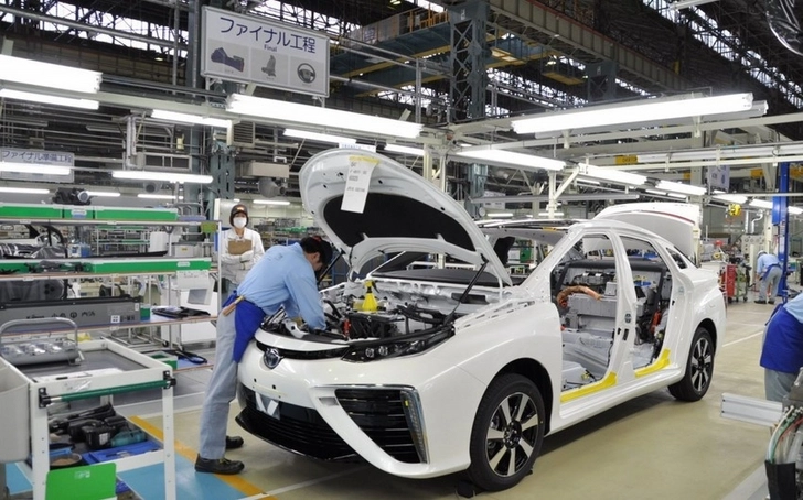Toyota не может перезапустить производство из-за землетрясений