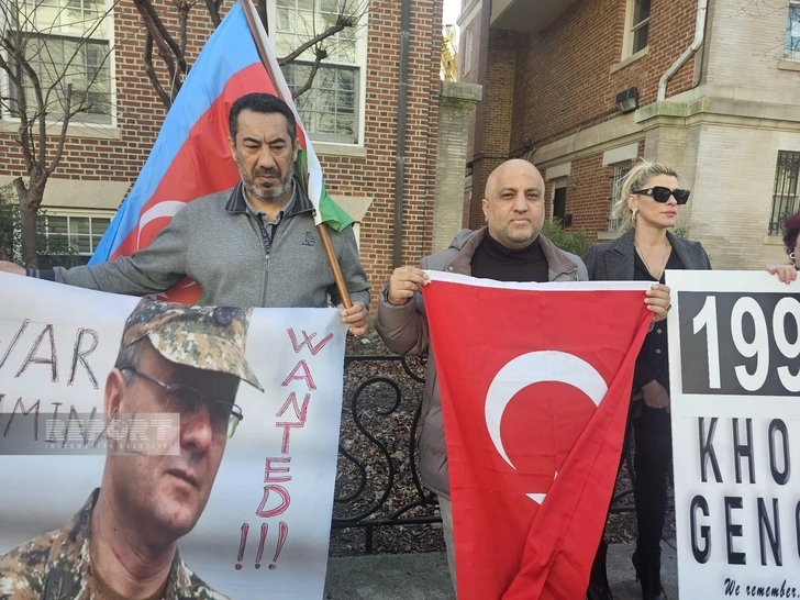 У посольства Армении в США организована акция в память о жертвах Ходжалинского геноцида - ФОТО