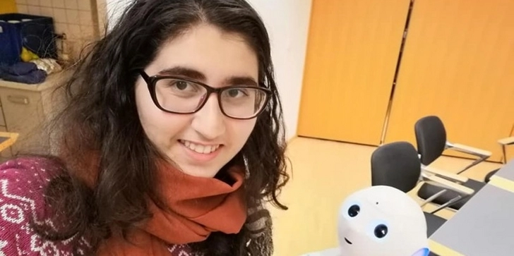 Азербайджанка, которая работает исследователем человекоподобных роботов. Большое интервью