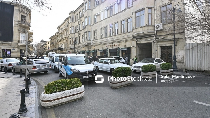 Некоторые центральные улицы Баку перекроют в праздничные дни - ФОТО