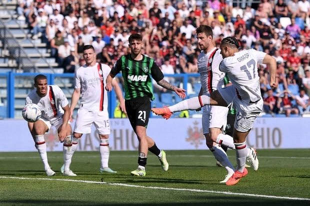 Серия А: «Милан» сыграл вничью с «Сассуоло» в матче с шестью голами - ВИДЕО