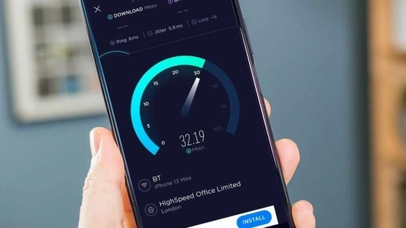 Азербайджан улучшил позиции в рейтинге Speedtest Global Index по скорости мобильного интернета