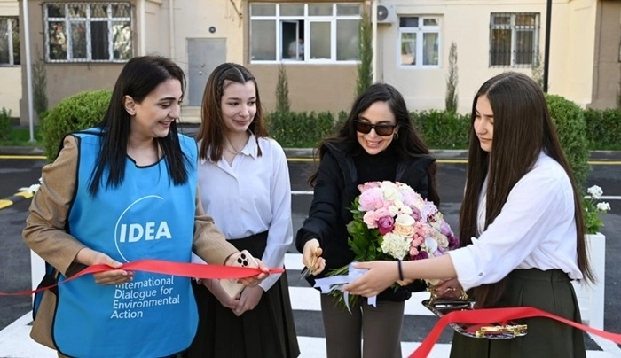 В Баку с участием Лейлы Алиевой в распоряжение жителей переданы очередные благоустроенные дворы - ФОТО