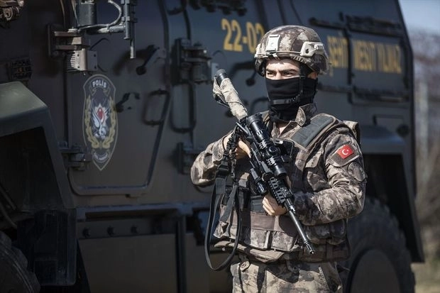 МВД Турции сообщило о задержании 36 подозреваемых в связях с ИГИЛ - ВИДЕО