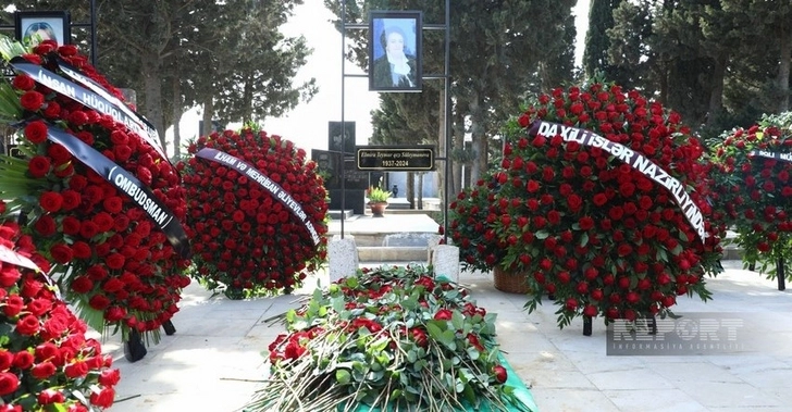 От имени Президента и Первого вице-президента отправлен венок на похороны Эльмиры Сулеймановой