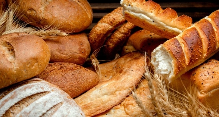 В Азербайджане зафиксировано снижение спроса на хлеб и мучные изделия - ВИДЕО