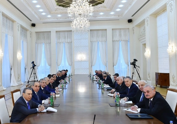 В Азербайджане всех министров отправят в отставку