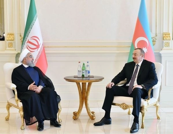 Президенты Азербайджана и Ирана встретились один на один