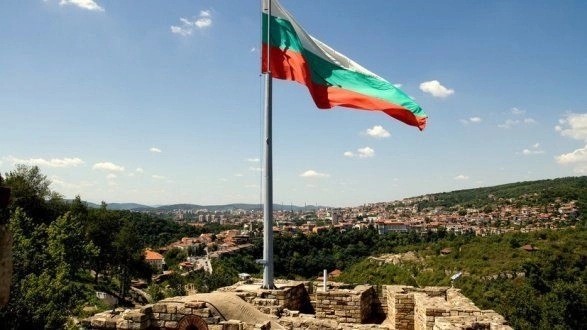 Болгария отзывает посла из России
