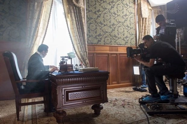 Арзу Алиева снимает фильм, посвященный столетию АДР