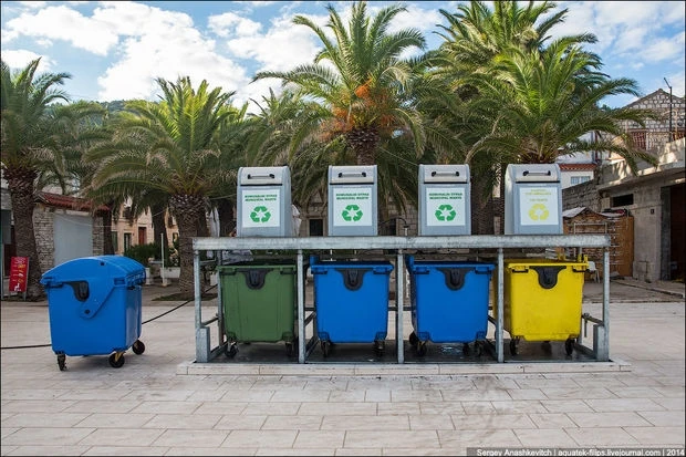 В Баку будут установлены новые контейнеры для мусора